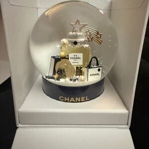 CHANEL White Black Gold Holiday Snow Globe